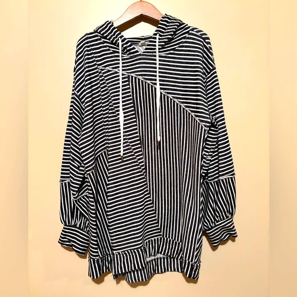 Pilcro Striped Black and Off White Hoodie